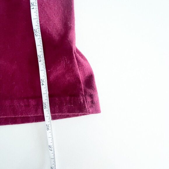 Local Laundry // YYC tee // Size Medium - Picture 4 of 6